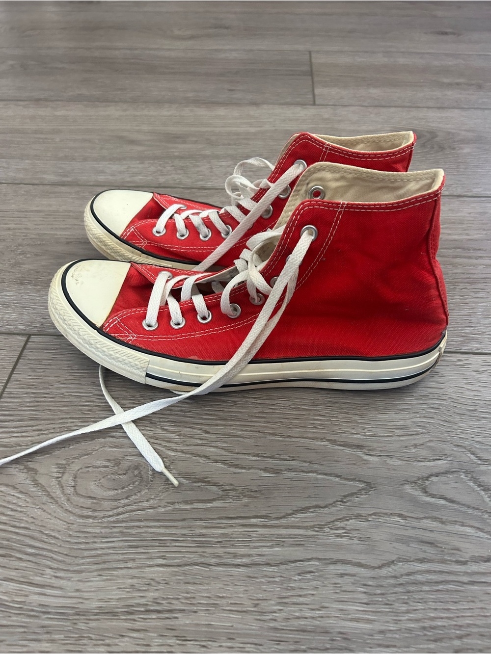 Converse Chuck Taylor All Star Hi Top Red Sneakers - Unisex Men's 9 / Women's 11